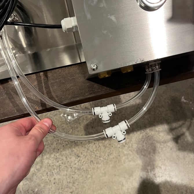 Butterfly T-connectors